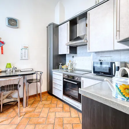 Maggio - Boutique In Apartamento *